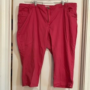 Watermelon pink colored capris